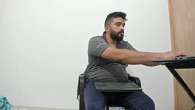 isearchcompany online show from November 1, 2025, 11:53 pm