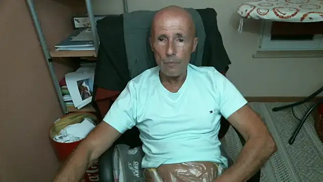 olibrius71 online show from October 11, 2025, 7:37 pm