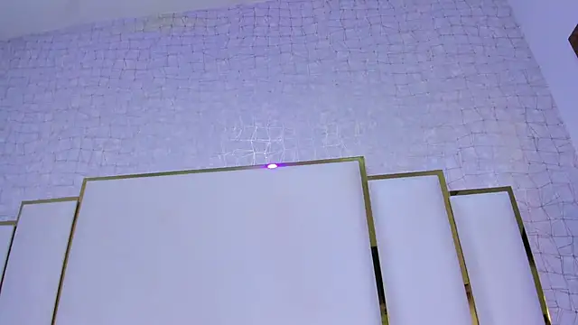 paola rodriguez online show from October 10, 2025, 11:33 am