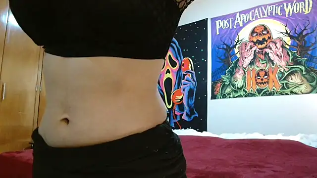 MINI Petite online show from April 22, 2026, 5:09 pm