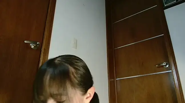 Snapshot of MINI_Petite chatting on February 28, 2025, 8:50 pm MINI Petite online show from February 28, 2025, 8:50 pm