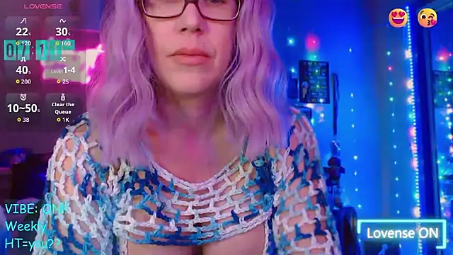 EmmaIsHere online show from January 13, 2026, 2:10 pm