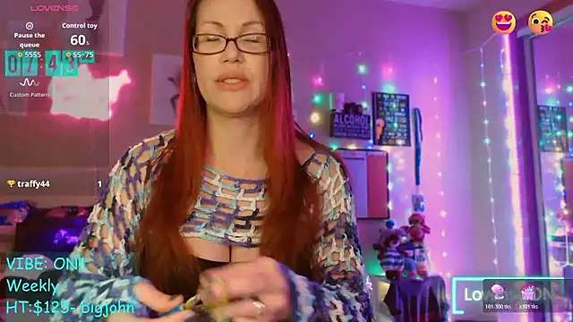 EmmaIsHere online show from December 20, 2025, 2:42 pm