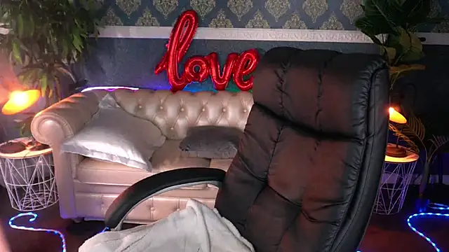 Snapshot of AmellyMilly chatting on February 25, 2026, 7:58 pm AmellyMilly online show from February 25, 2026, 7:58 pm