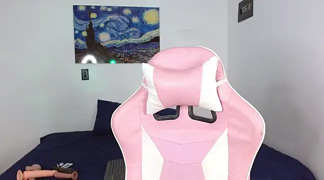 Aliice Taylor1 online show from February 3, 2025, 1:09 am