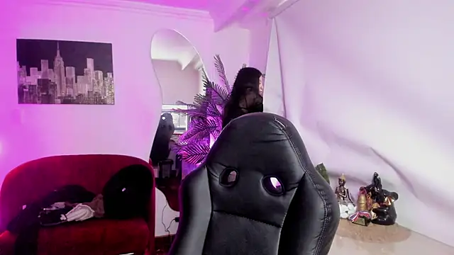 Meghan320 online show from November 7, 2025, 11:37 am