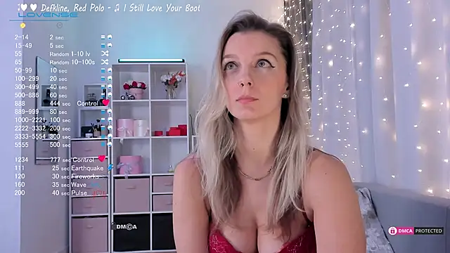 Snapshot of Karamelsw_ chatting on January 29, 2025, 7:43 pm Karamelsw online show from January 29, 2025, 7:43 pm