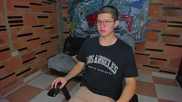 patrik 027 online show from February 20, 2025, 2:24 pm