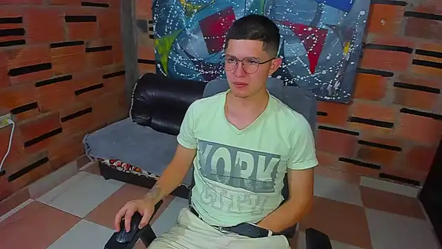 patrik 027 online show from March 11, 2025, 9:37 pm