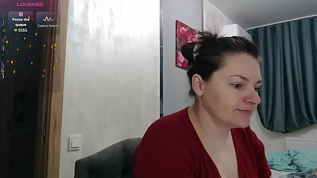 Stacy Davice online show from November 30, 2025, 6:14 am