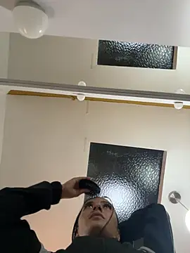 CeliWoods online show from March 12, 2026, 11:14 am