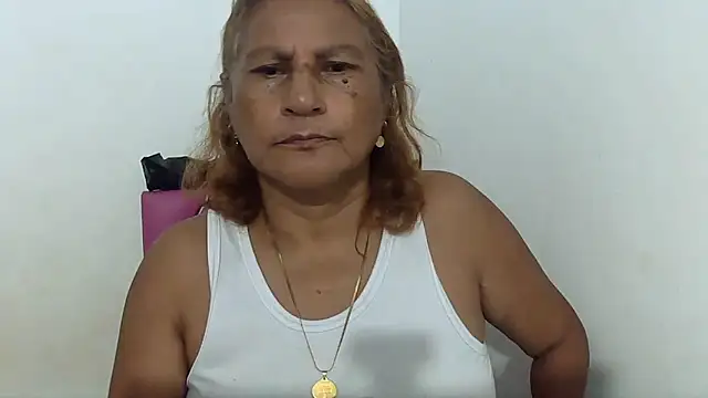 charrysexy1 online show from April 17, 2026, 1:03 pm