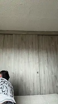 dimitri-bilak online show from October 31, 2025, 8:49 pm