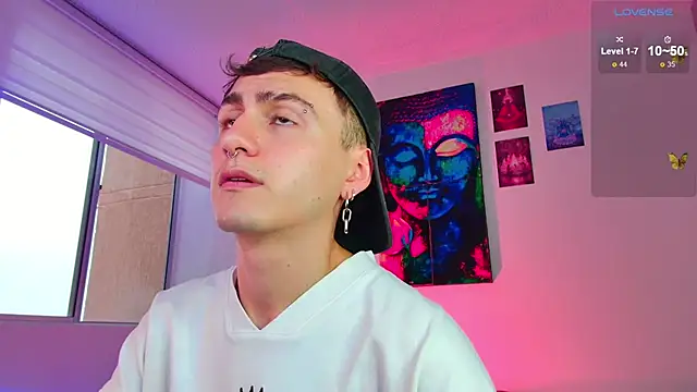 dimitri-bilak online show from November 23, 2025, 10:20 pm