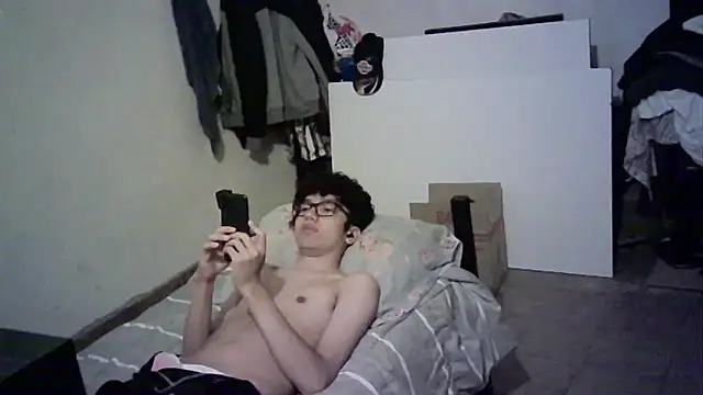 Emv2 online show from March 9, 2026, 2:48 am