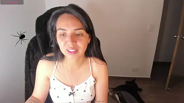 Miss Nicole online show from October 26, 2025, 1:17 am