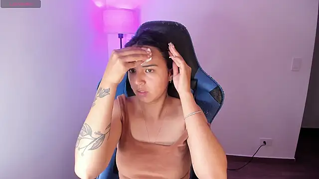 Miss Nicole online show from October 29, 2025, 1:26 am