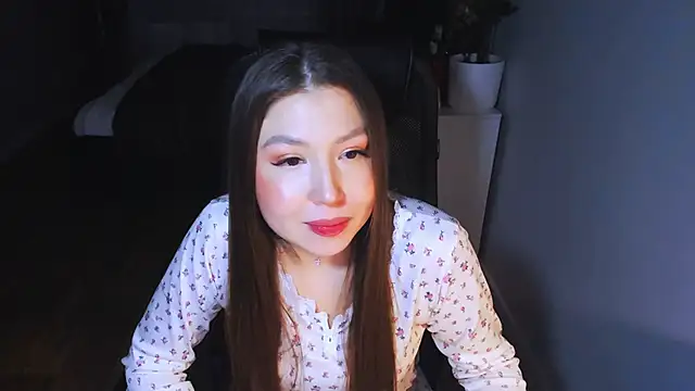 Eva Chris online show from February 21, 2026, 6:32 pm