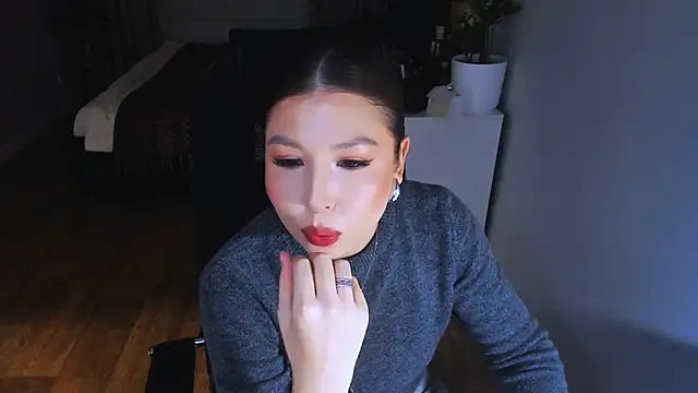 Eva Chris online show from February 28, 2026, 5:12 pm