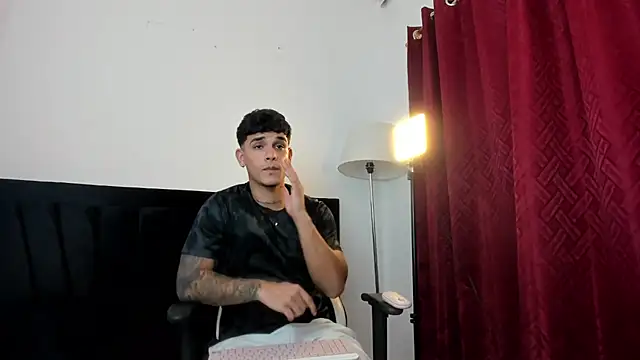 Evan stoner online show from October 15, 2025, 3:27 am