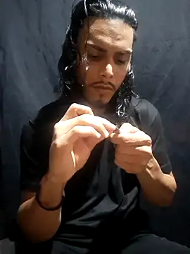 Snapshot of apolodiosgriego chatting on February 3, 2026, 5:16 am apolodiosgriego online show from February 3, 2026, 5:16 am