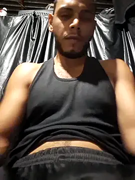 Snapshot of apolodiosgriego chatting on October 6, 2025, 5:19 am apolodiosgriego online show from October 6, 2025, 5:19 am