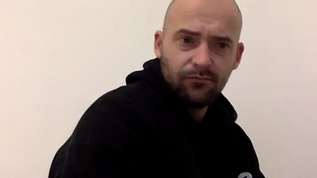 Snapshot of bigguy101 chatting on November 12, 2025, 8:51 am bigguy101 online show from November 12, 2025, 8:51 am