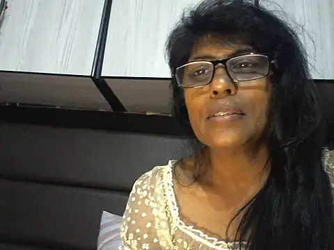 Snapshot of MsAttitude chatting on February 2, 2026, 6:56 am MsAttitude online show from February 2, 2026, 6:56 am