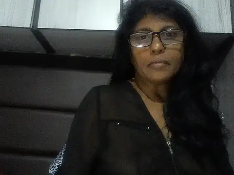 MsAttitude online show from September 19, 2025, 1:48 pm