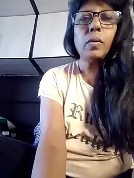 Snapshot of MsAttitude chatting on May 11, 2026, 7:10 am MsAttitude online show from May 11, 2026, 7:10 am