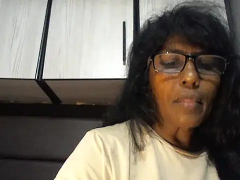 Snapshot of MsAttitude chatting on February 21, 2026, 4:09 pm MsAttitude online show from February 21, 2026, 4:09 pm