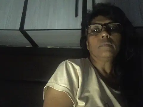 Snapshot of MsAttitude chatting on February 4, 2026, 10:54 am MsAttitude online show from February 4, 2026, 10:54 am