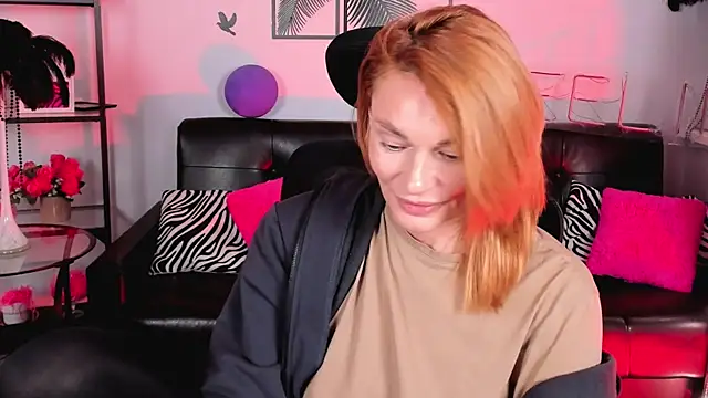 MistyBarnes online show from March 6, 2025, 11:47 am