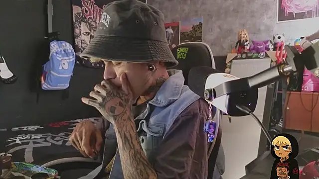 AcidMilo online show from February 3, 2026, 8:25 pm