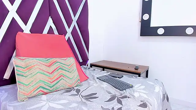 SEJMET LOVE  online show from February 4, 2026, 9:21 pm