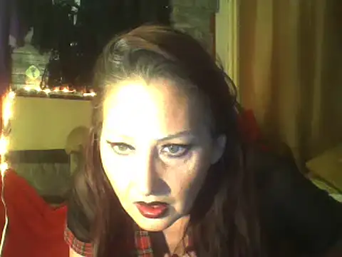 dominatrixredsonyja online show from March 16, 2025, 9:58 pm
