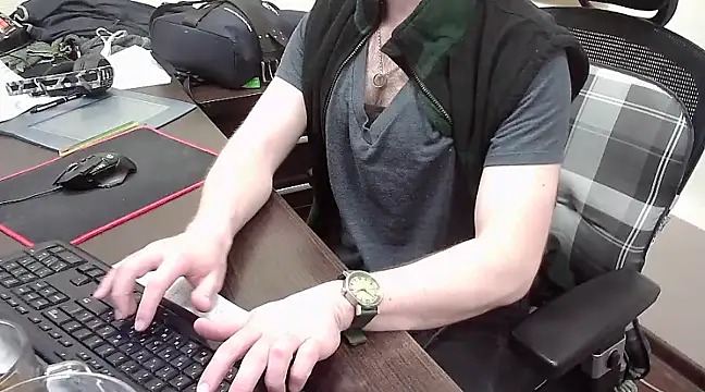 Snapshot of alex89north chatting on March 16, 2025, 12:55 pm alex89north online show from March 16, 2025, 12:55 pm