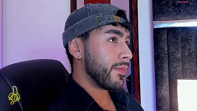 ItsMeEros online show from January 30, 2025, 1:00 am