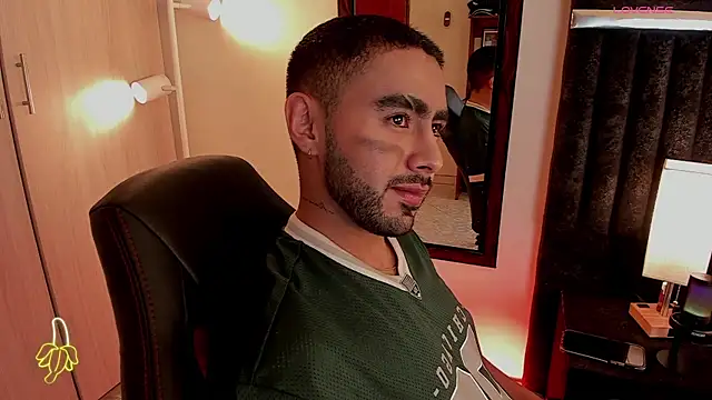 ItsMeEros online show from October 26, 2025, 9:15 pm