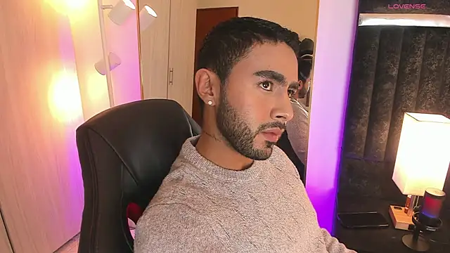 ItsMeEros online show from December 2, 2025, 10:22 pm