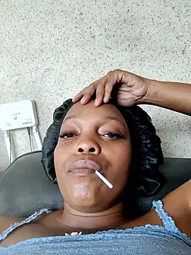 Snapshot of EbonyBuu chatting on January 17, 2026, 11:25 am EbonyBuu online show from January 17, 2026, 11:25 am