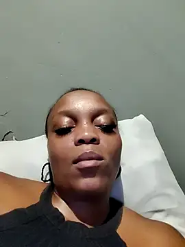 Snapshot of EbonyBuu chatting on February 25, 2026, 10:53 pm EbonyBuu online show from February 25, 2026, 10:53 pm