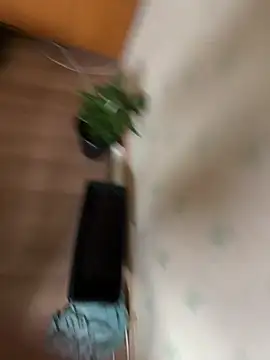 CoolBiDude online show from April 9, 2026, 4:02 pm