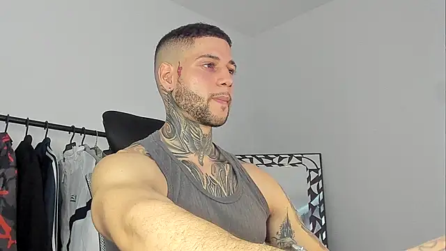 Snapshot of _jamesleandros1 chatting on October 28, 2025, 8:52 pm jamesleandros1 online show from October 28, 2025, 8:52 pm