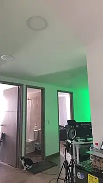  jamesleandros1 online show from March 13, 2026, 8:03 pm