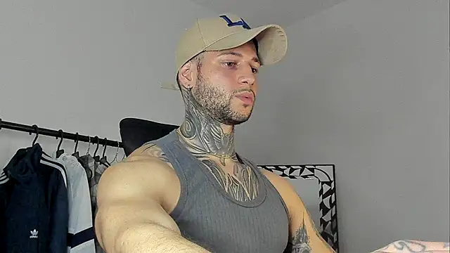 Snapshot of _jamesleandros1 chatting on October 25, 2025, 2:33 am jamesleandros1 online show from October 25, 2025, 2:33 am