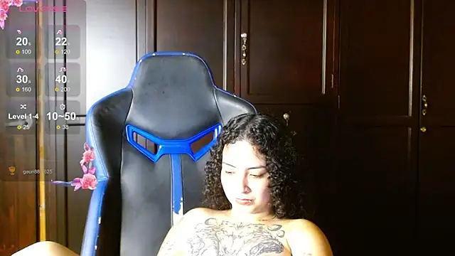 jaydensalvatore  online show from November 7, 2025, 10:13 pm