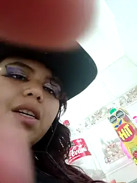 Snapshot of SabinaMerchetti chatting on February 3, 2026, 2:53 am SabinaMerchetti online show from February 3, 2026, 2:53 am