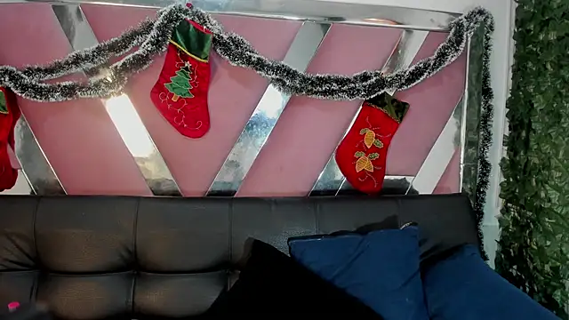 Snapshot of SabinaMerchetti chatting on November 20, 2025, 2:12 am SabinaMerchetti online show from November 20, 2025, 2:12 am