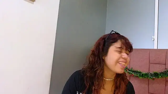 Snapshot of SabinaMerchetti chatting on December 2, 2025, 2:34 am SabinaMerchetti online show from December 2, 2025, 2:34 am